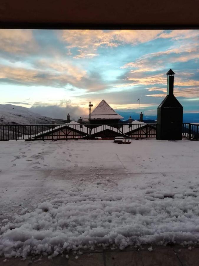 Apartamento Vista Nevada เซียร์ราเนบาดา ภายนอก รูปภาพ
