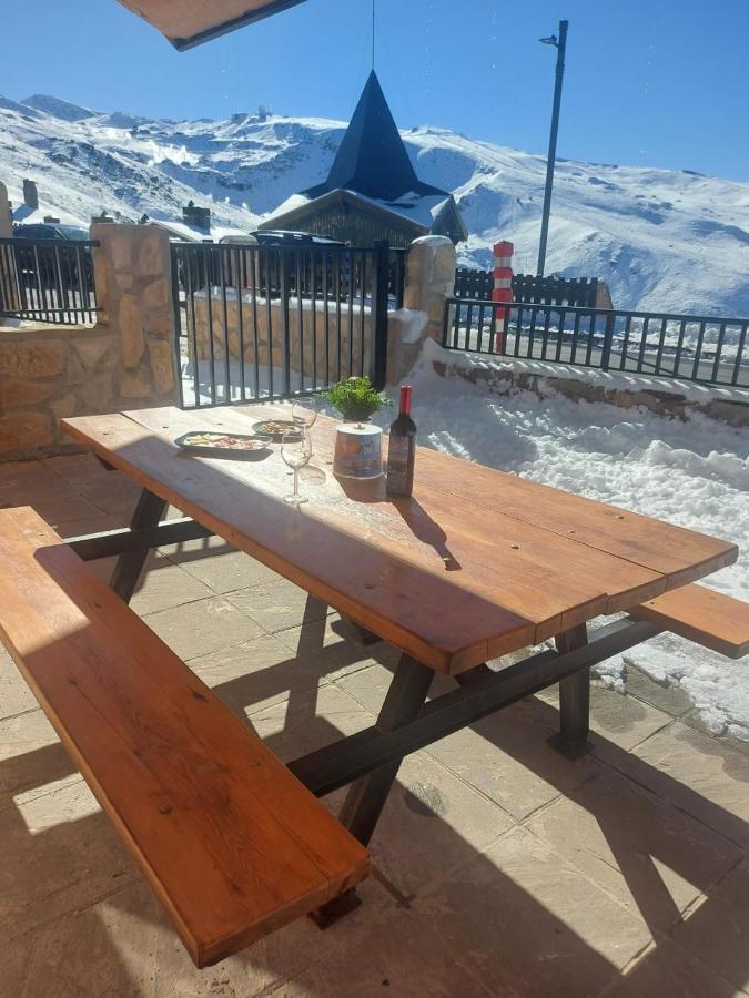 Apartamento Vista Nevada เซียร์ราเนบาดา ภายนอก รูปภาพ