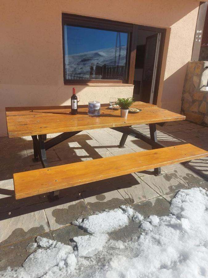 Apartamento Vista Nevada เซียร์ราเนบาดา ภายนอก รูปภาพ